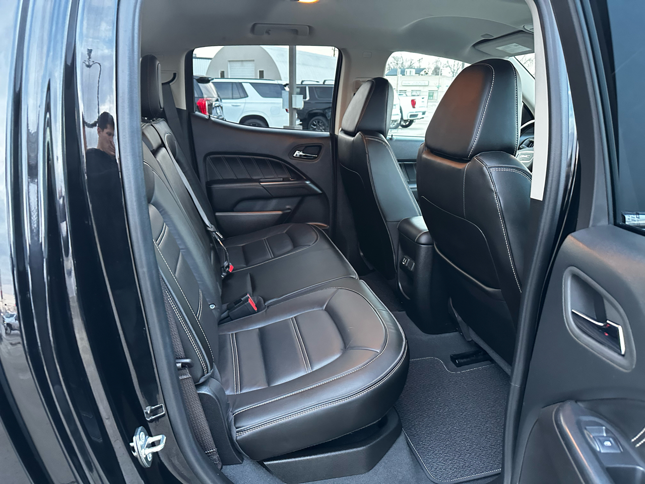 GMC Canyon Denali Crew Cab Long Box 4WD 2022