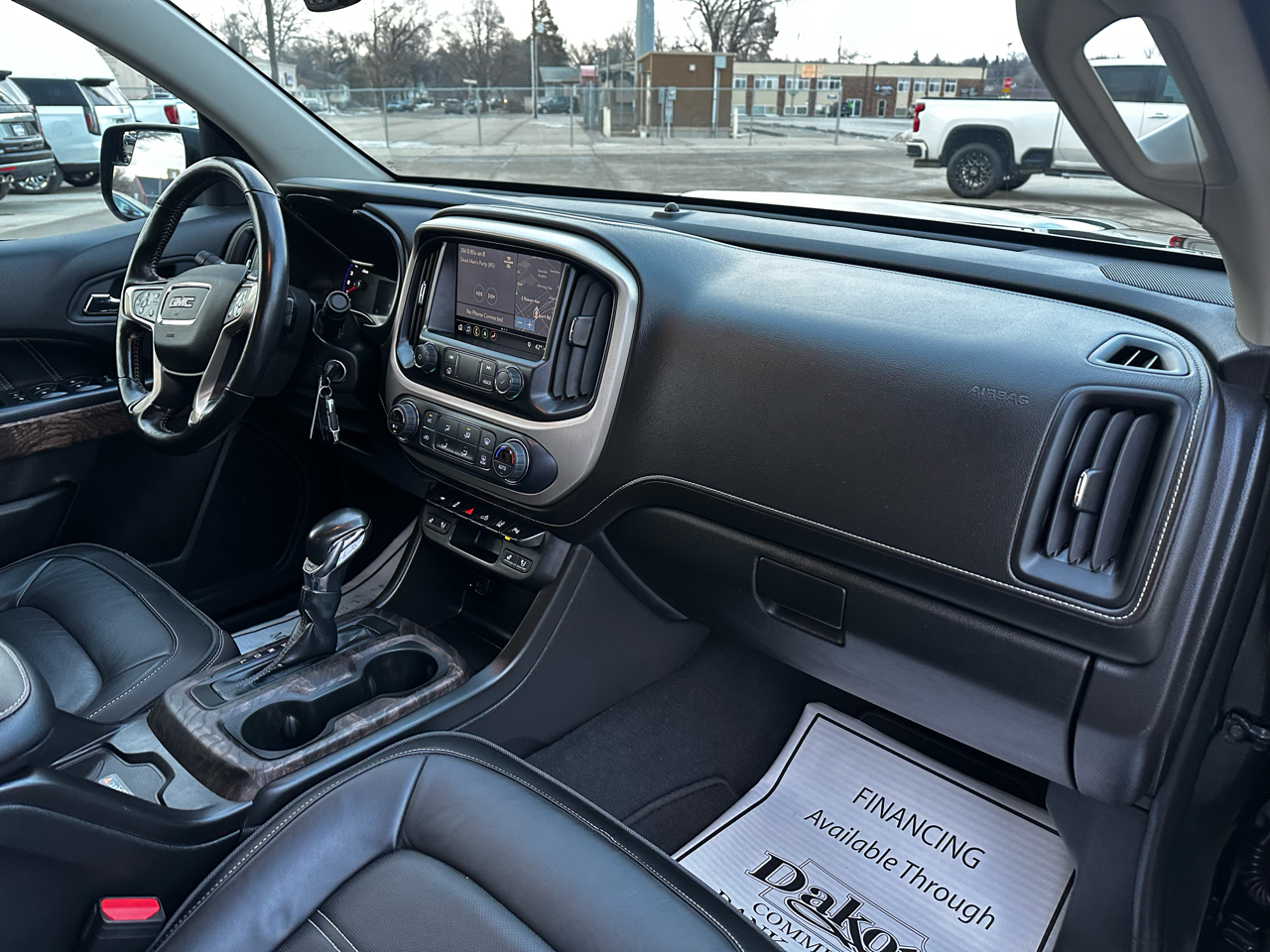 GMC Canyon Denali Crew Cab Long Box 4WD 2022