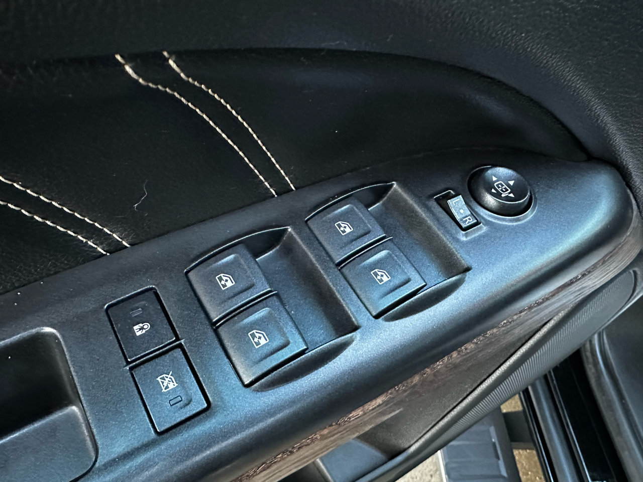 GMC Canyon Denali Crew Cab Long Box 4WD 2022