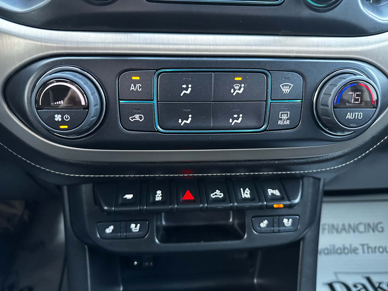 GMC Canyon Denali Crew Cab Long Box 4WD 2022