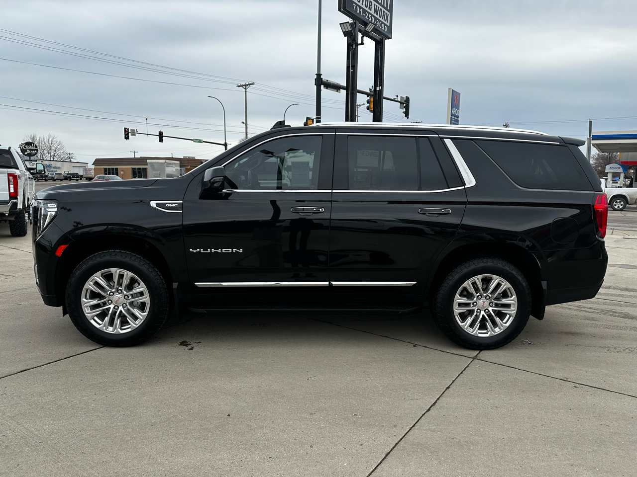 GMC Yukon SLT2 4WD 2022