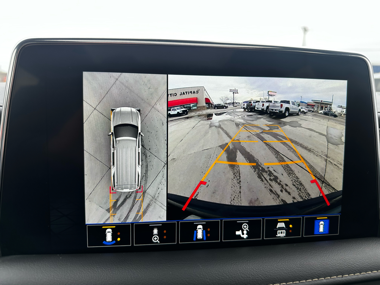 GMC Yukon SLT2 4WD 2022