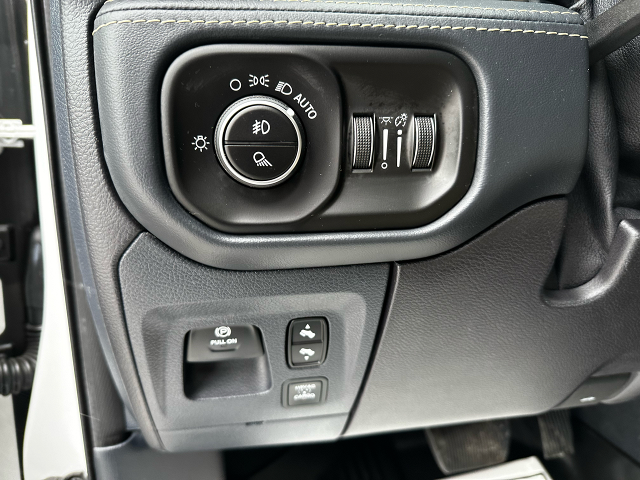 RAM 1500 Limited Crew Cab SWB 4WD 2019