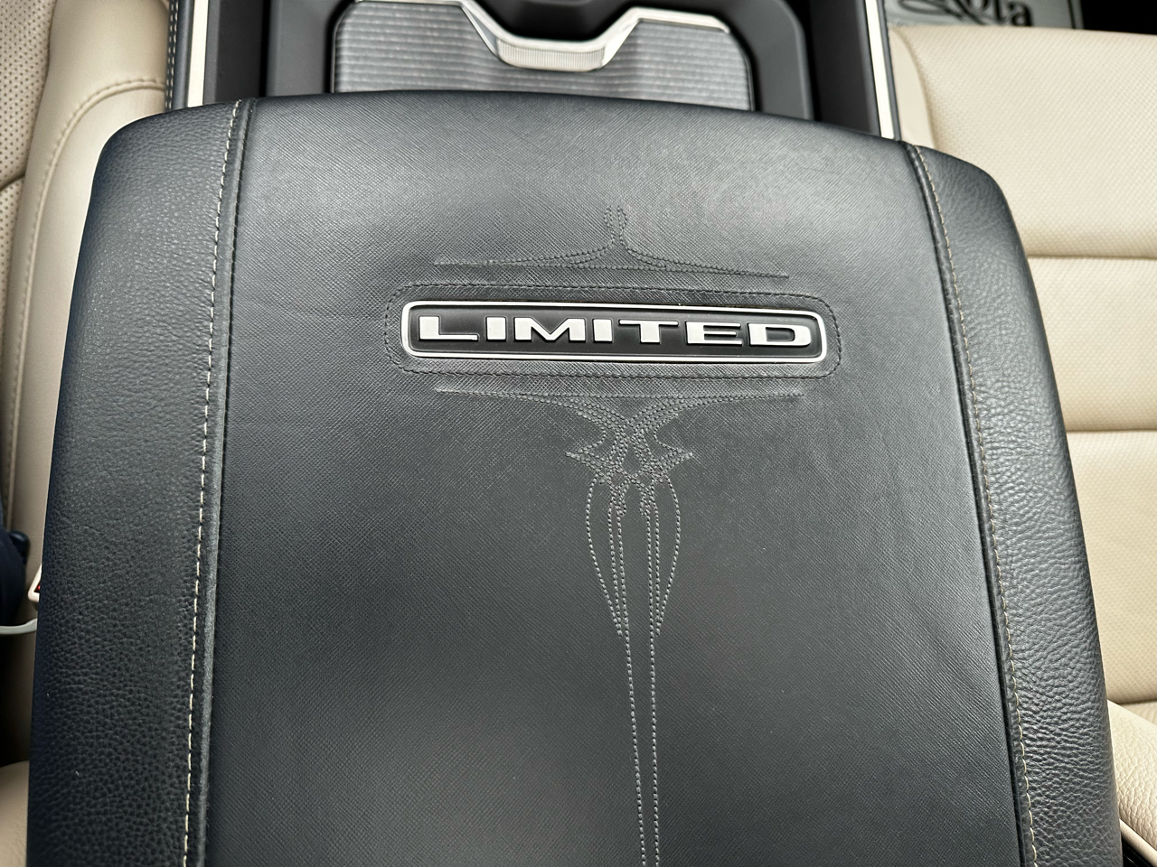 RAM 1500 Limited Crew Cab SWB 4WD 2019