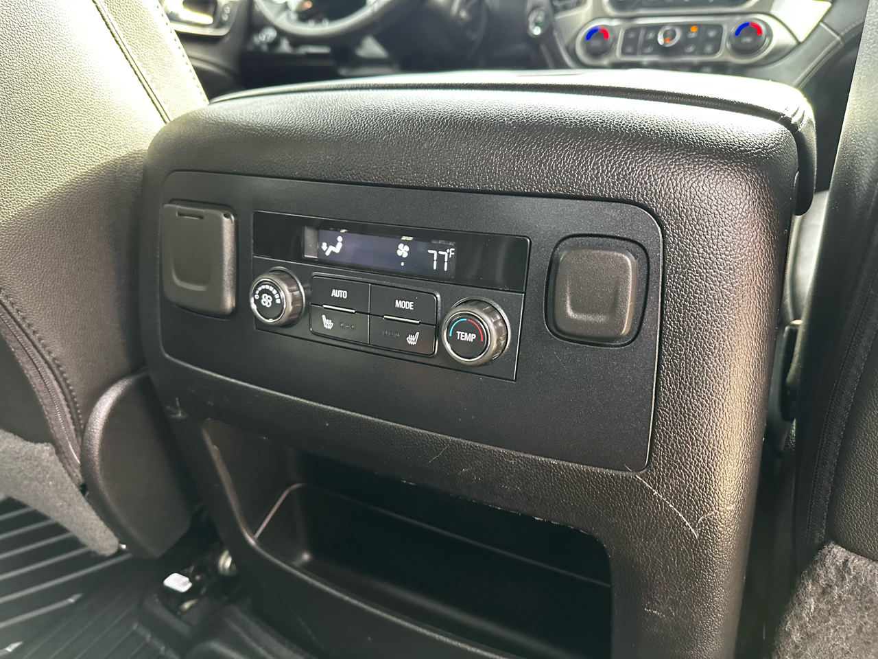 Chevrolet Tahoe LT 4WD 2018