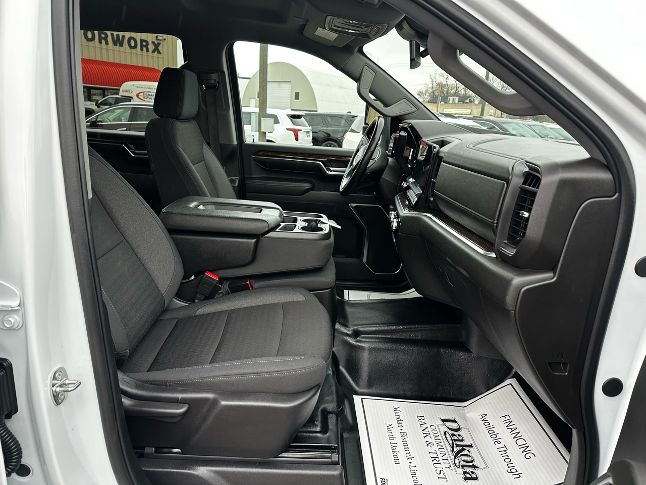 GMC Sierra 2500HD SLE Crew Cab 4WD 2024