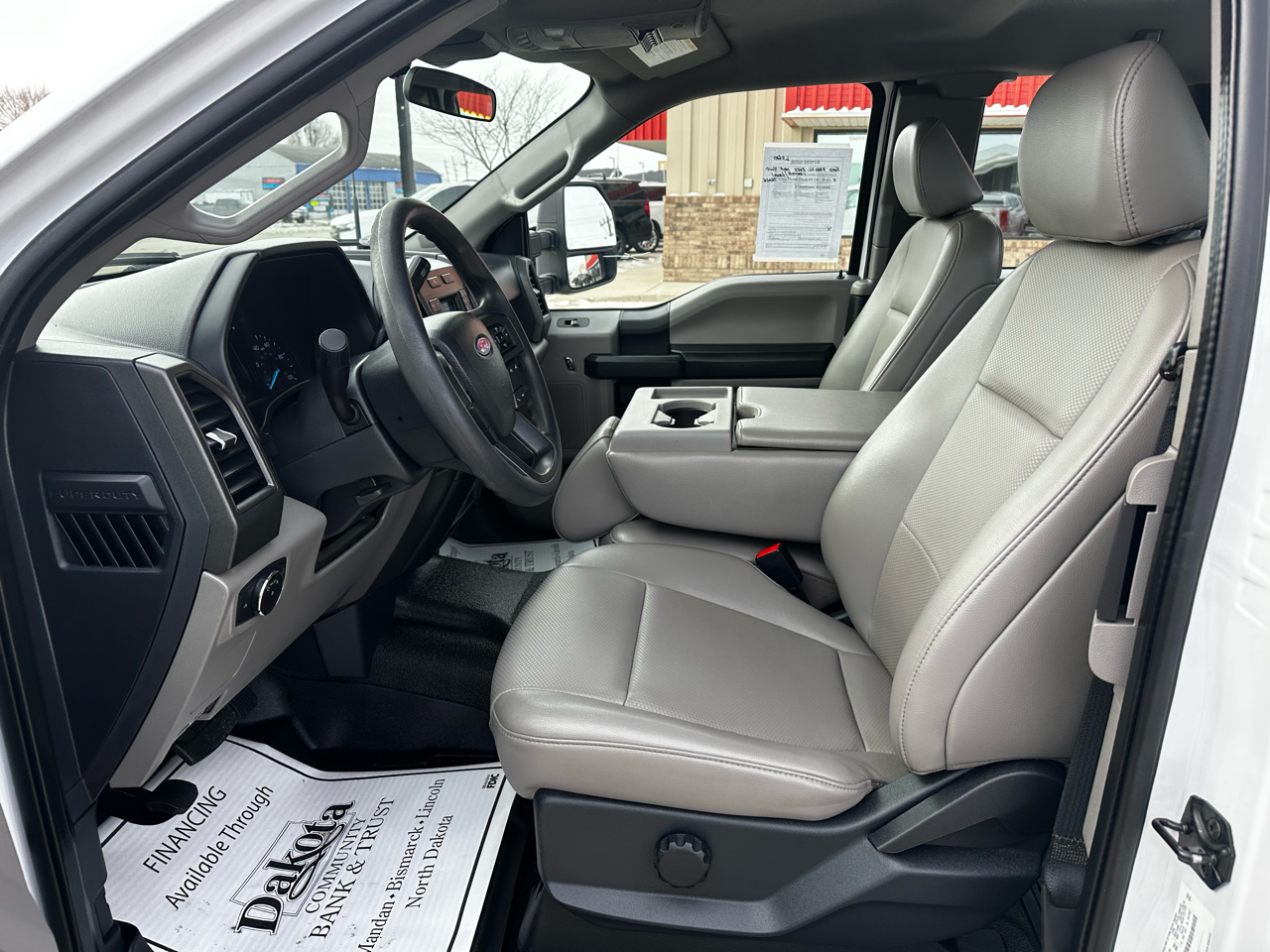 Ford F-350 SD XL SuperCab 4WD 2022