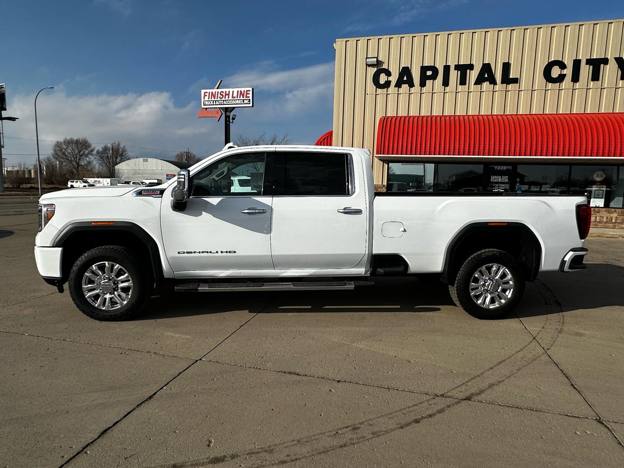 GMC Sierra 3500HD Denali Crew Cab Long Box 4WD 2023