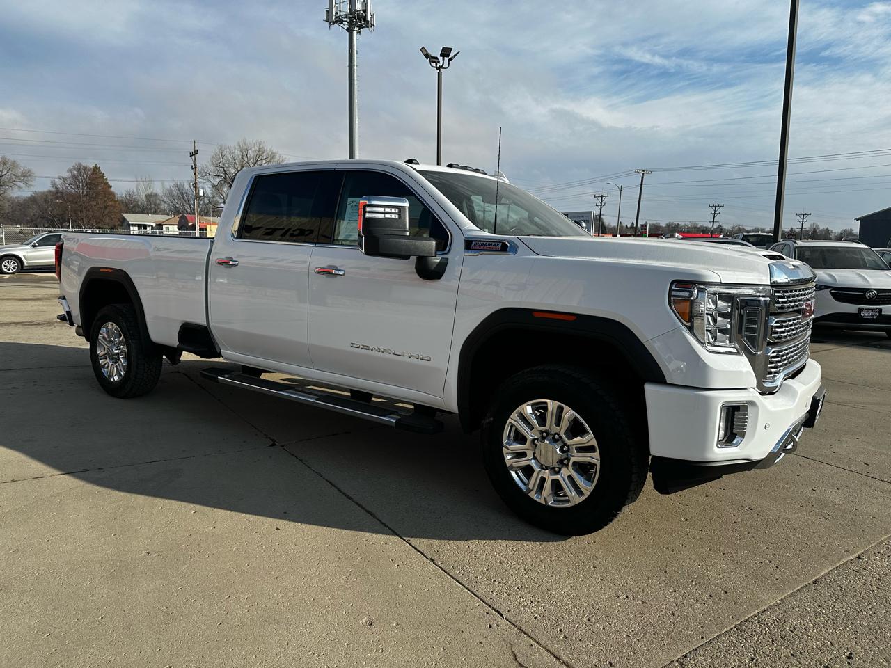 GMC Sierra 3500HD Denali Crew Cab Long Box 4WD 2023