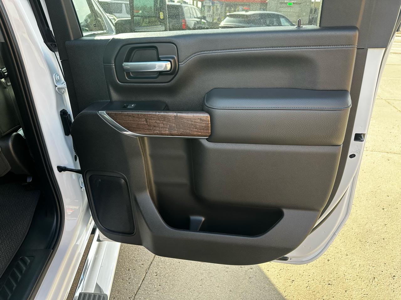 GMC Sierra 3500HD Denali Crew Cab Long Box 4WD 2023