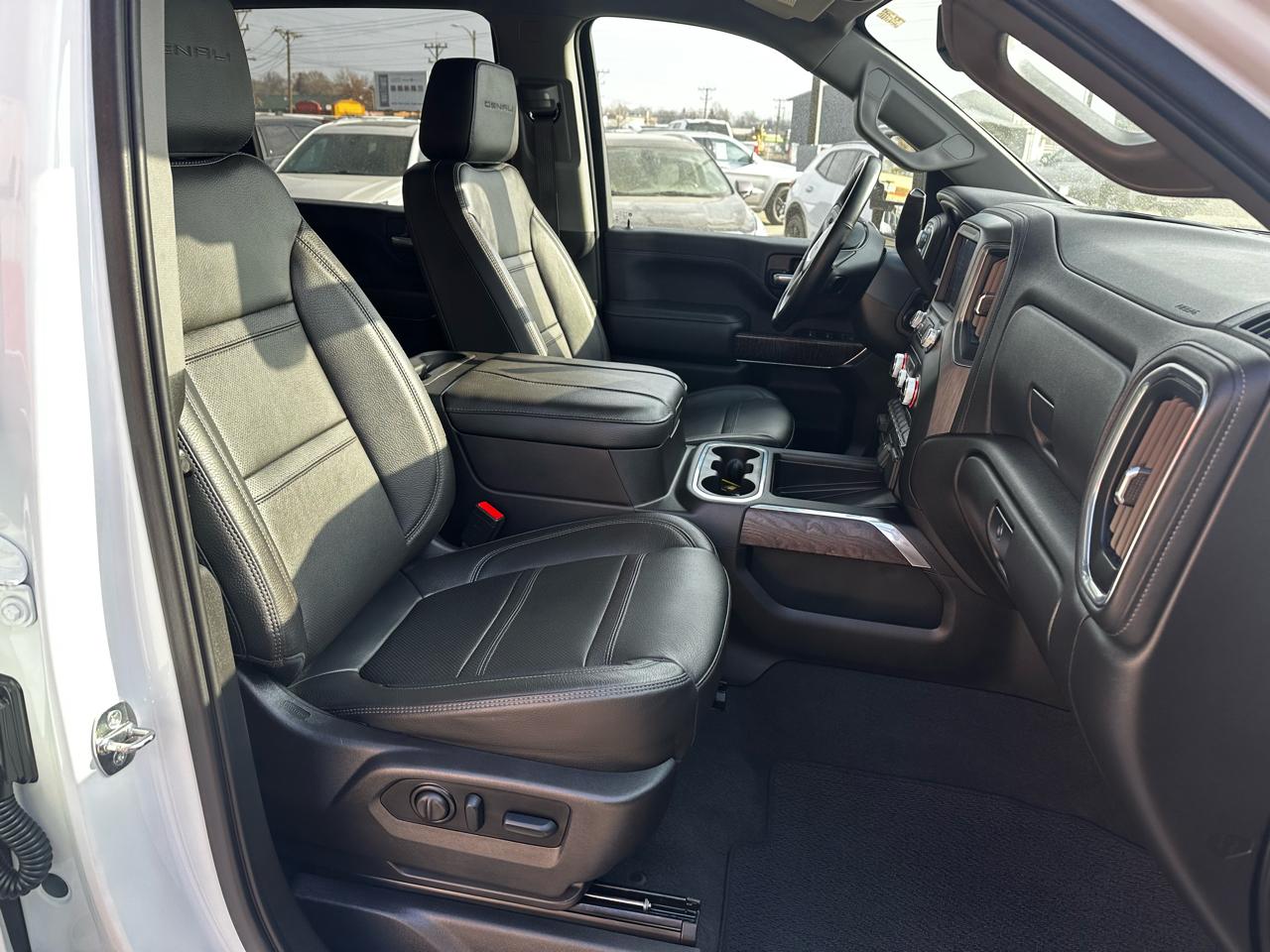 GMC Sierra 3500HD Denali Crew Cab Long Box 4WD 2023