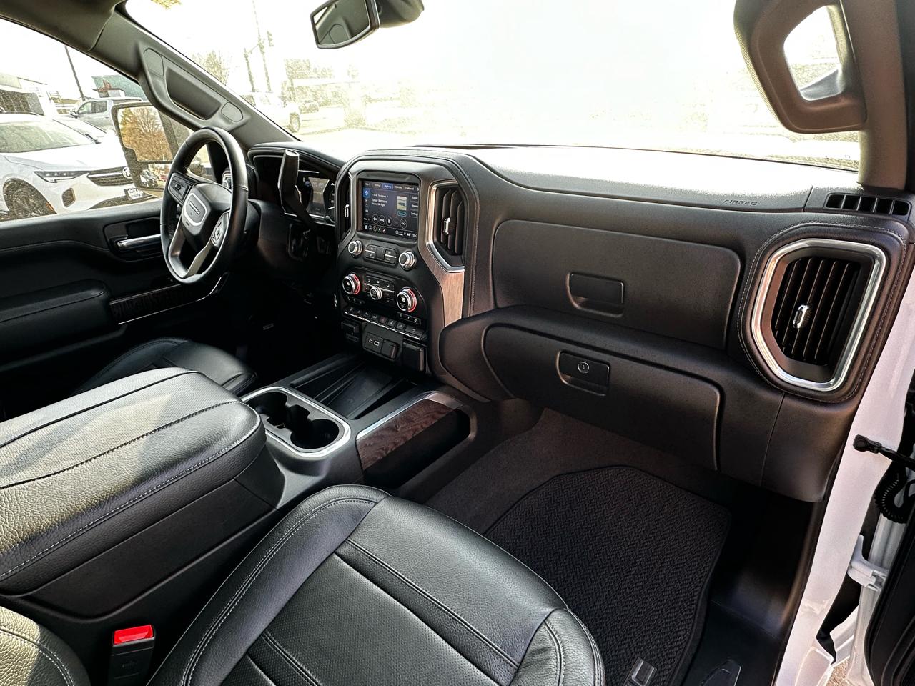 GMC Sierra 3500HD Denali Crew Cab Long Box 4WD 2023