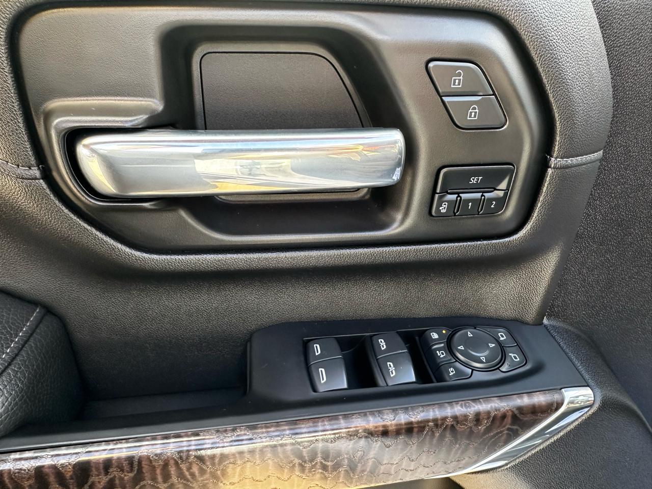 GMC Sierra 3500HD Denali Crew Cab Long Box 4WD 2023