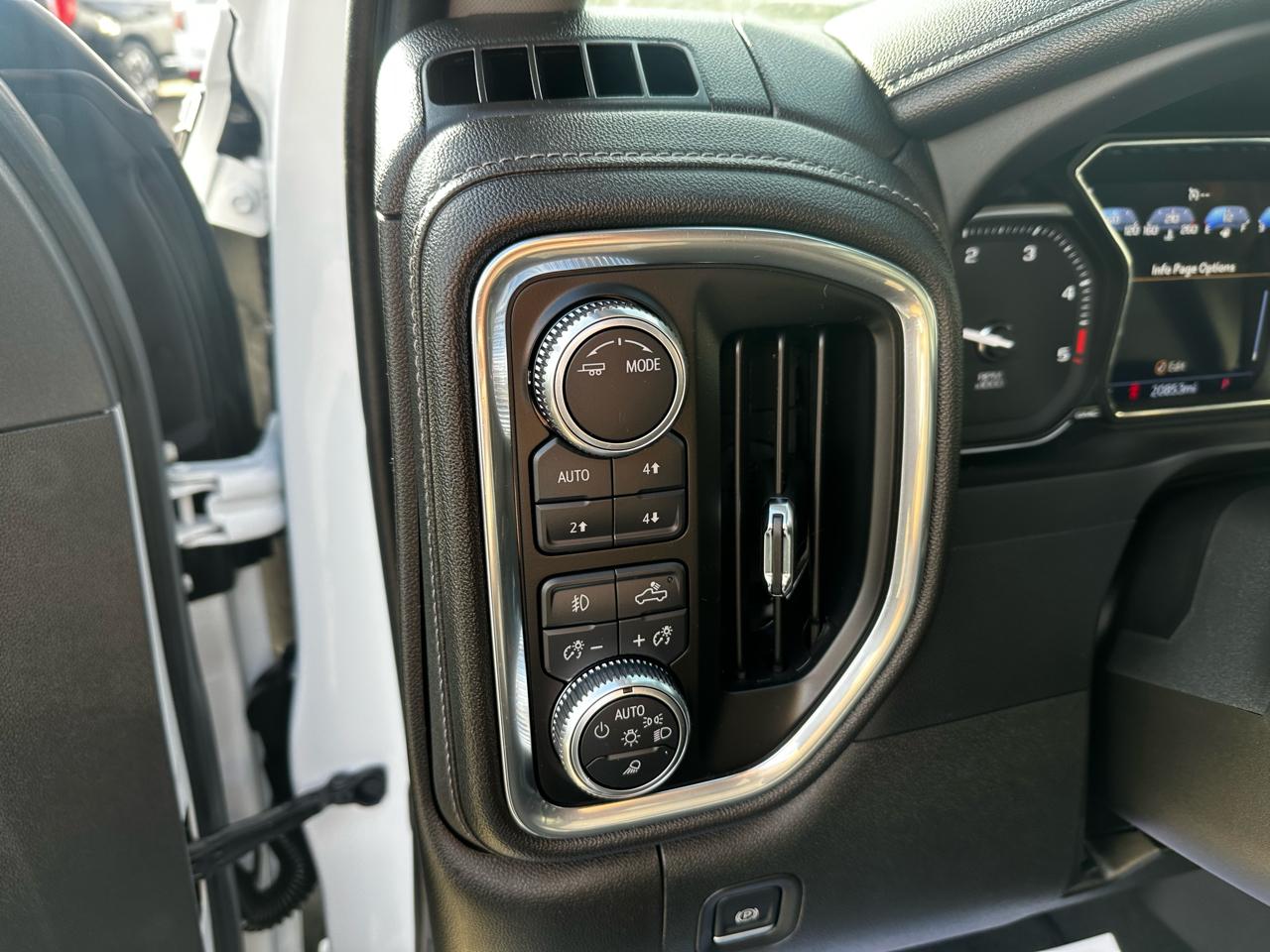 GMC Sierra 3500HD Denali Crew Cab Long Box 4WD 2023