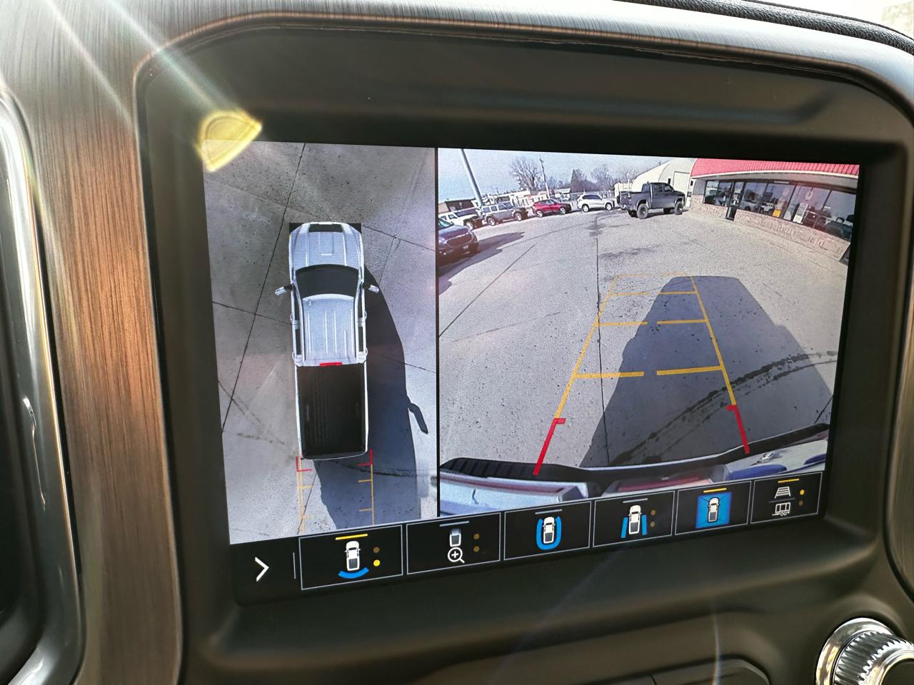 GMC Sierra 3500HD Denali Crew Cab Long Box 4WD 2023