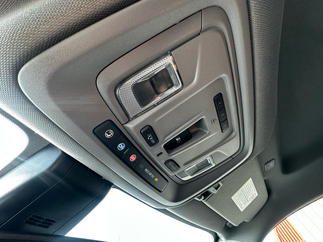 GMC Sierra 3500HD Denali Crew Cab Long Box 4WD 2023