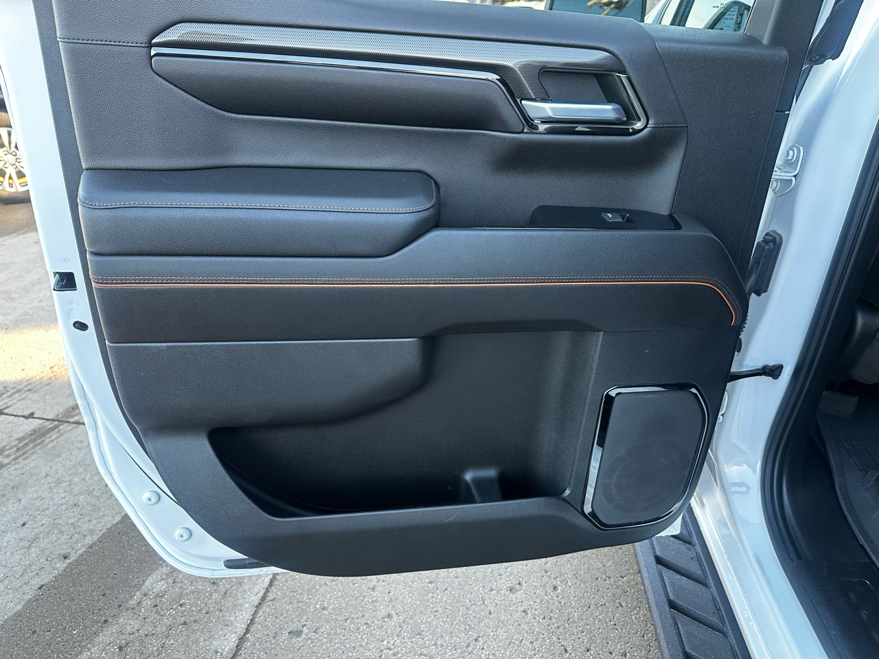 GMC Sierra 1500 AT4 Crew Cab 4WD 2023