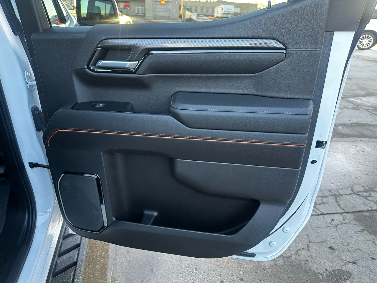 GMC Sierra 1500 AT4 Crew Cab 4WD 2023