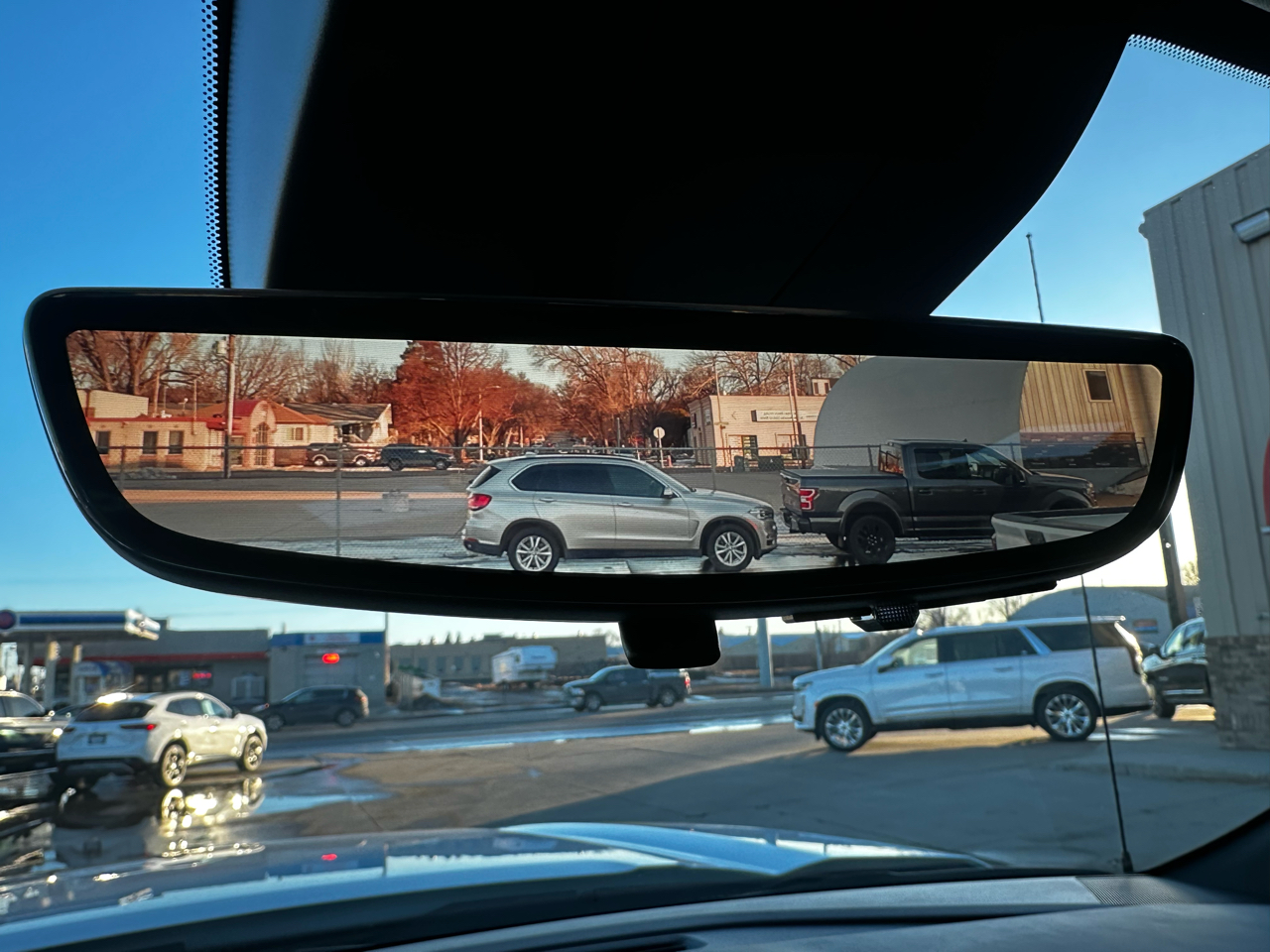 GMC Sierra 1500 AT4 Crew Cab 4WD 2023