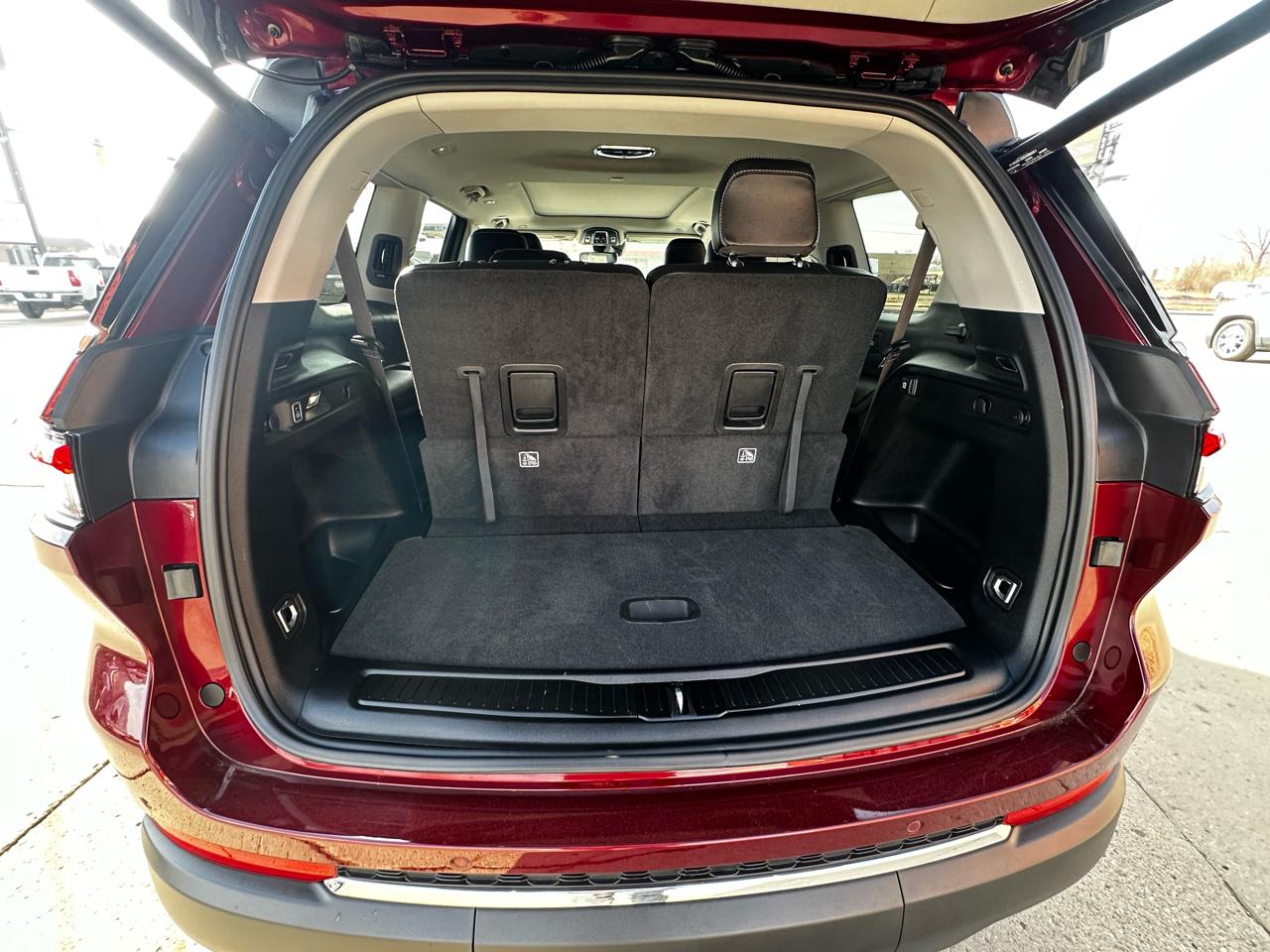 Jeep Grand Cherokee L Limited 4WD 2023