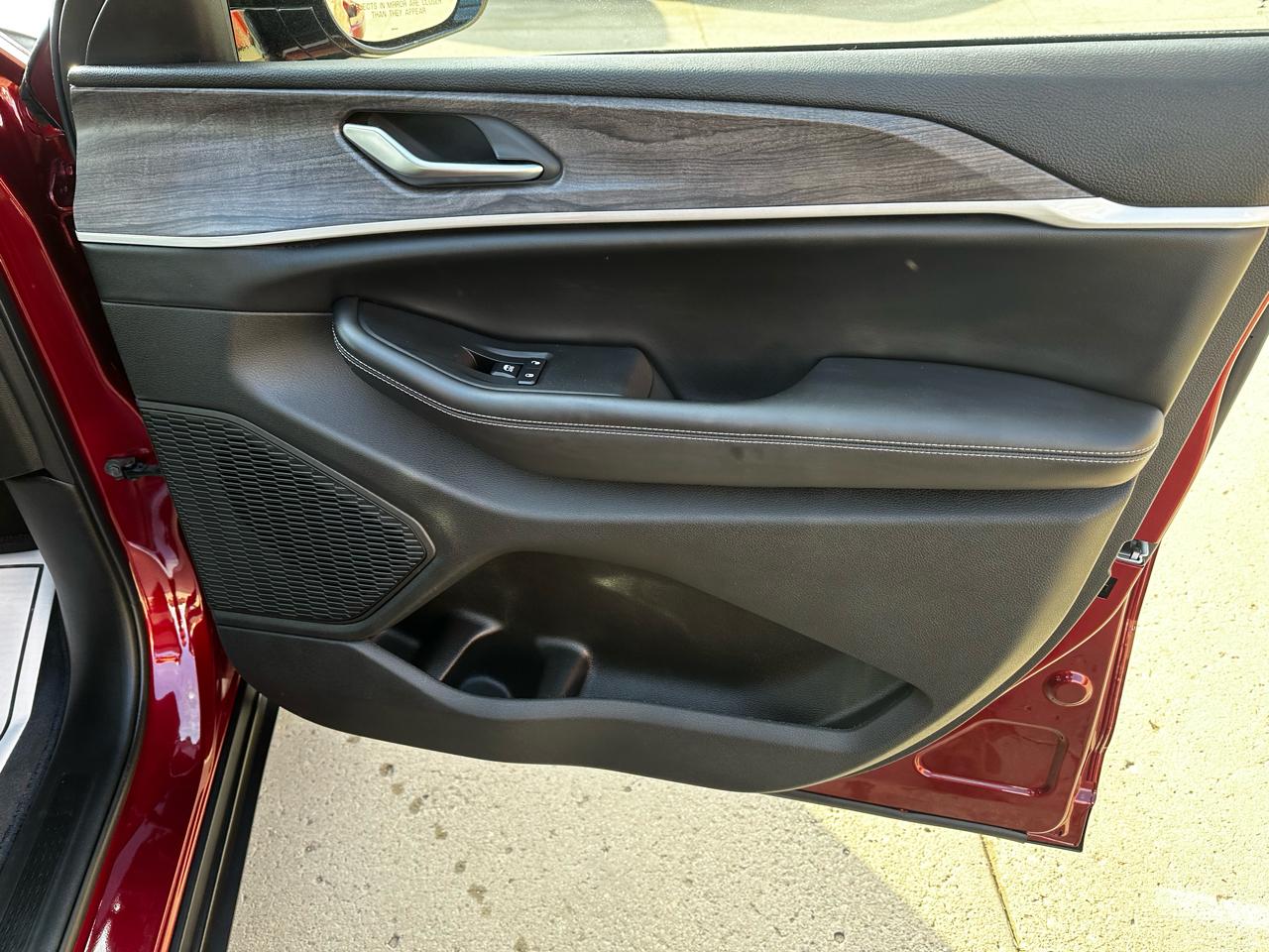 Jeep Grand Cherokee L Limited 4WD 2023