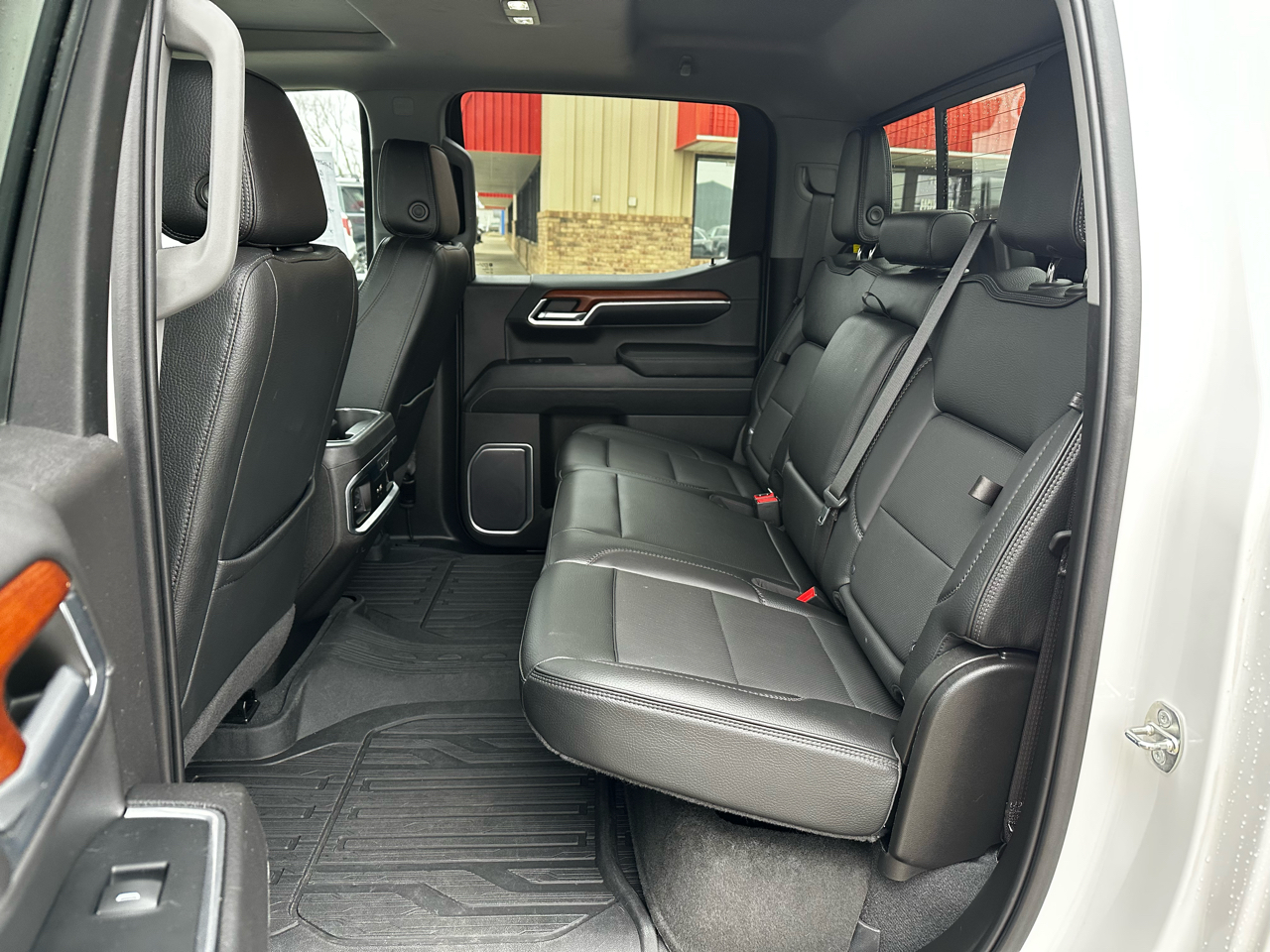 GMC Sierra 1500 Denali Crew Cab Short Box 4WD 2023