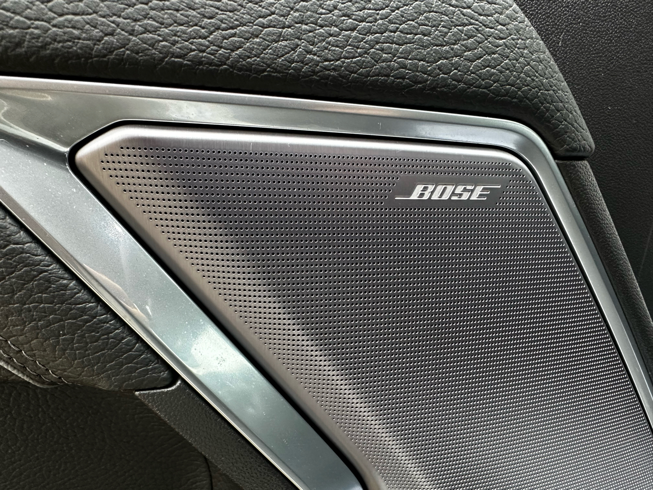 GMC Sierra 1500 Denali Crew Cab Short Box 4WD 2023