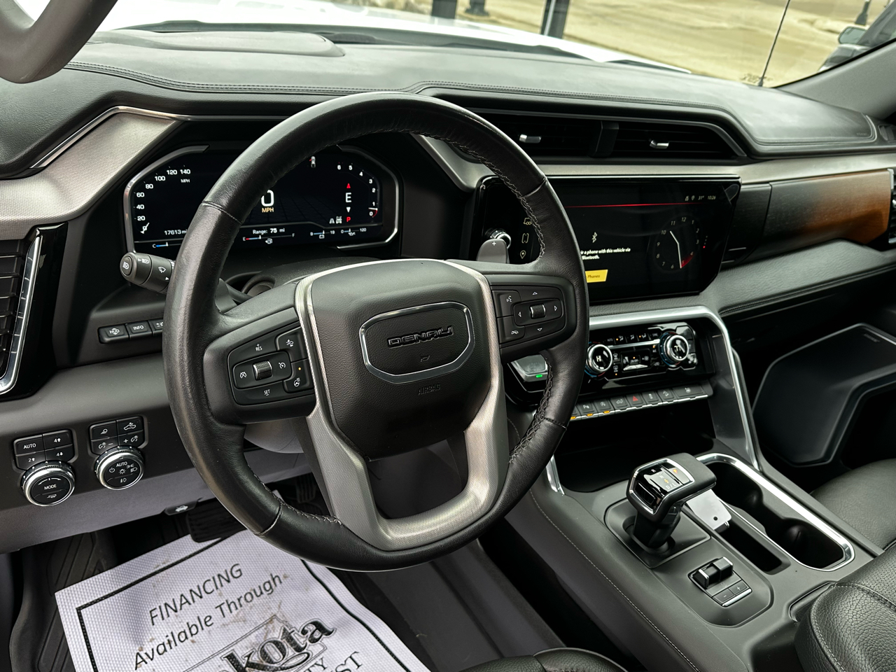 GMC Sierra 1500 Denali Crew Cab Short Box 4WD 2023