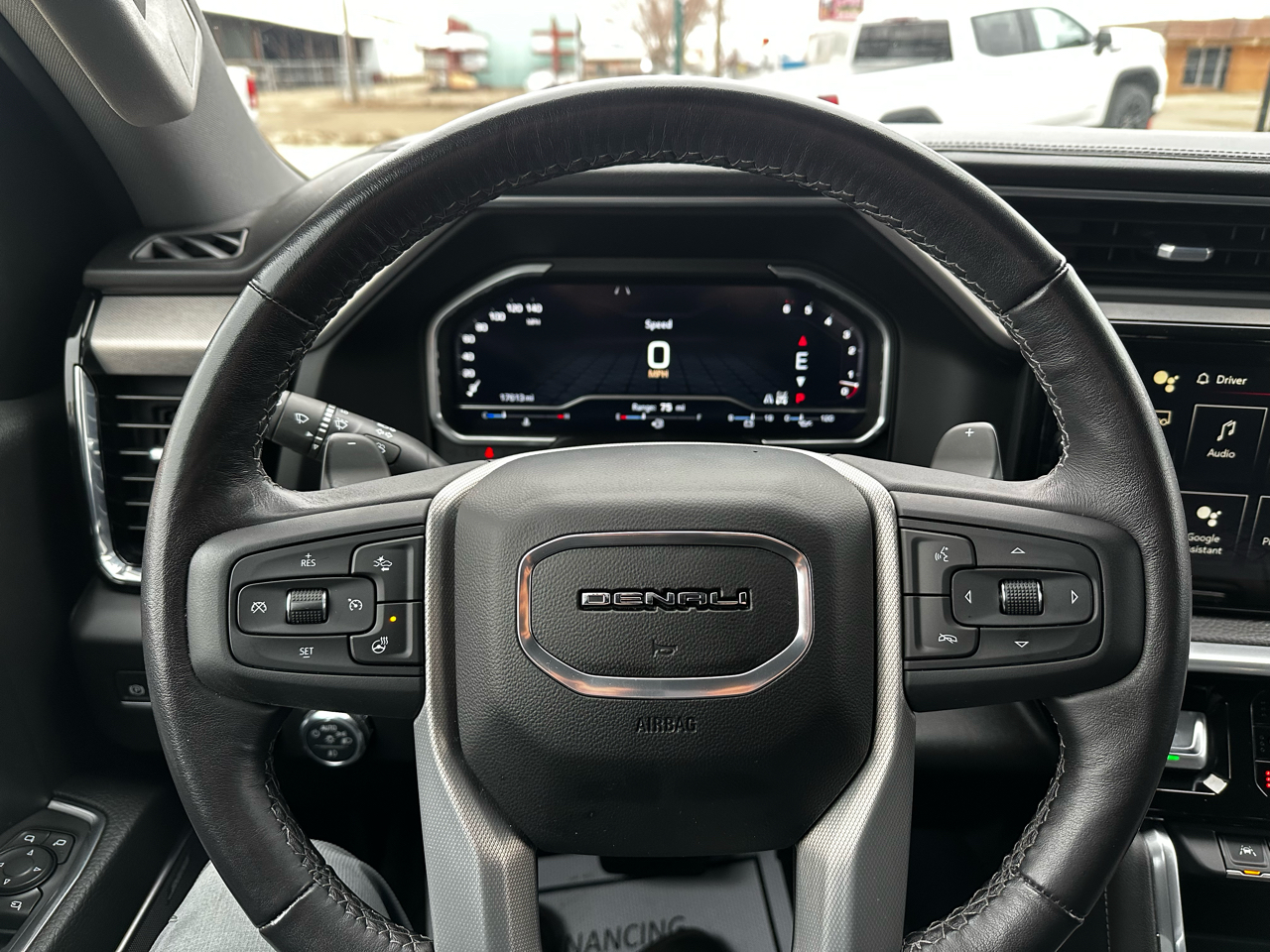 GMC Sierra 1500 Denali Crew Cab Short Box 4WD 2023