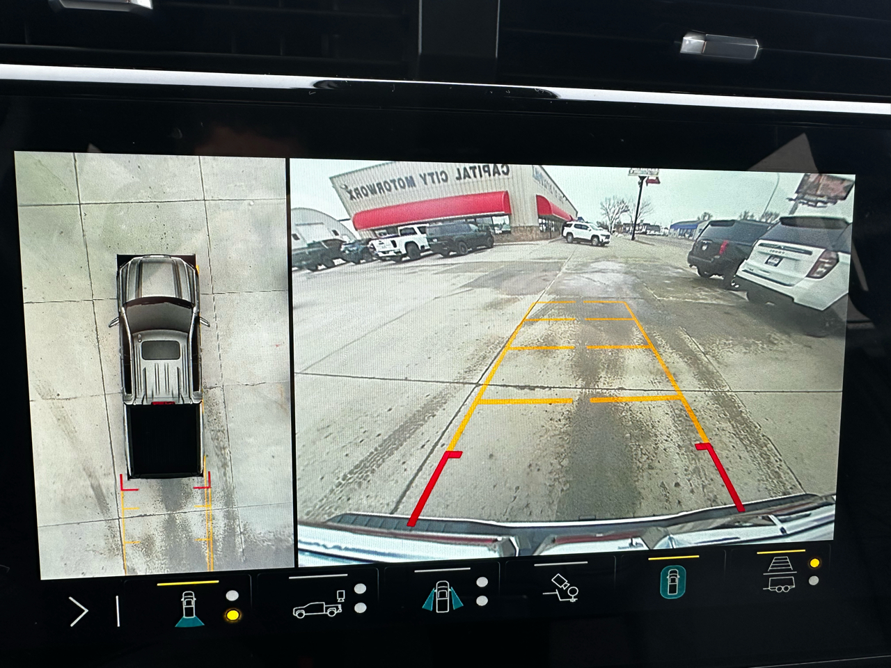 GMC Sierra 1500 Denali Crew Cab Short Box 4WD 2023