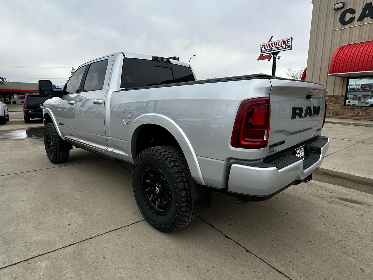 RAM 2500 Laramie Crew Cab SWB 4WD 2026
