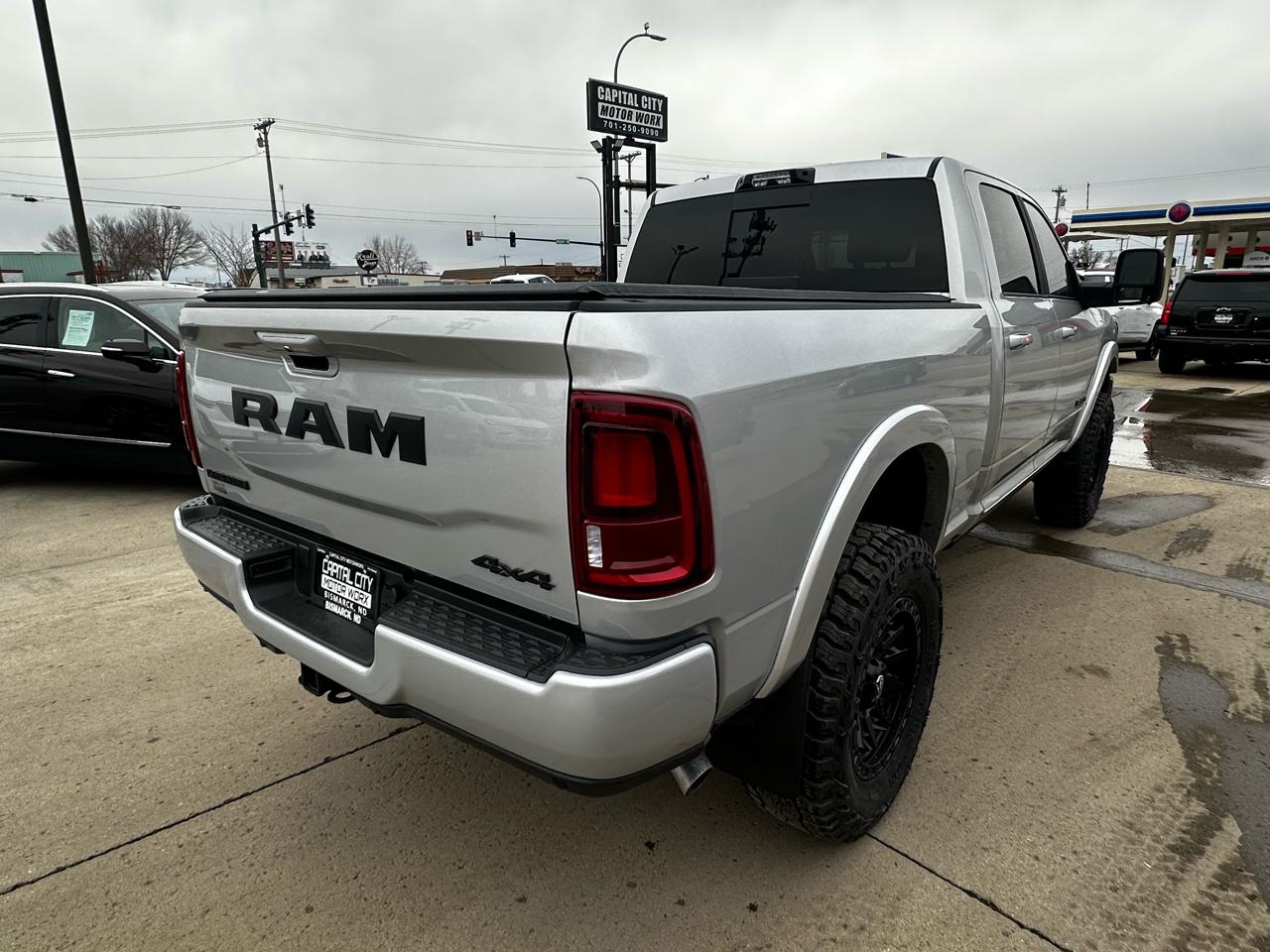 RAM 2500 Laramie Crew Cab SWB 4WD 2026