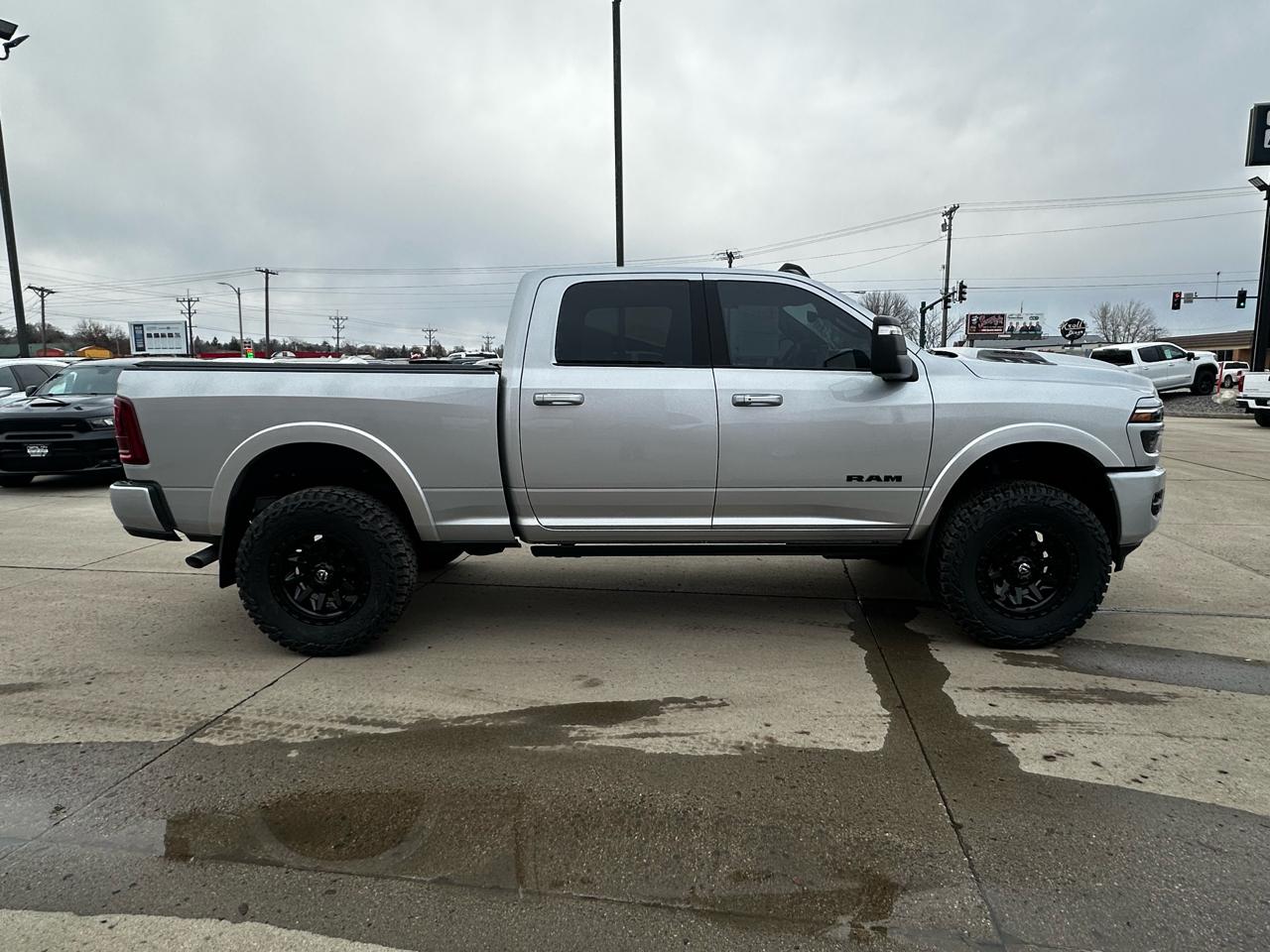 RAM 2500 Laramie Crew Cab SWB 4WD 2026