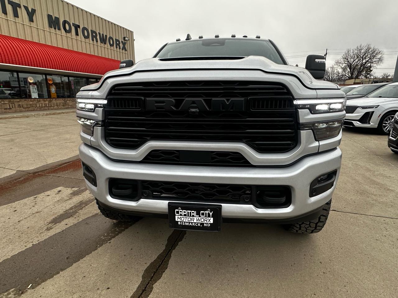 RAM 2500 Laramie Crew Cab SWB 4WD 2026