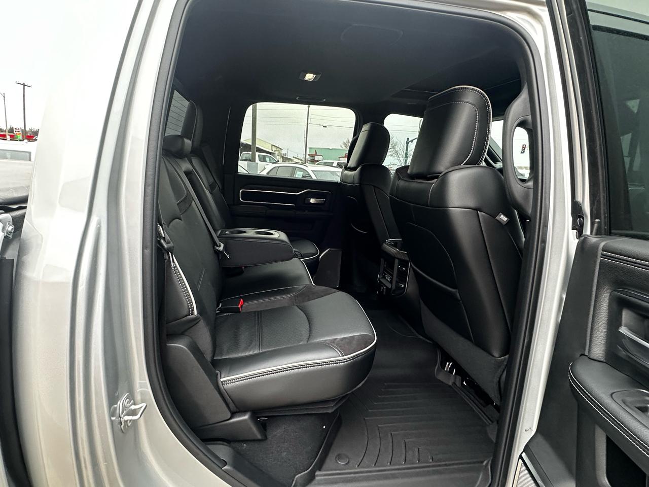 RAM 2500 Laramie Crew Cab SWB 4WD 2026