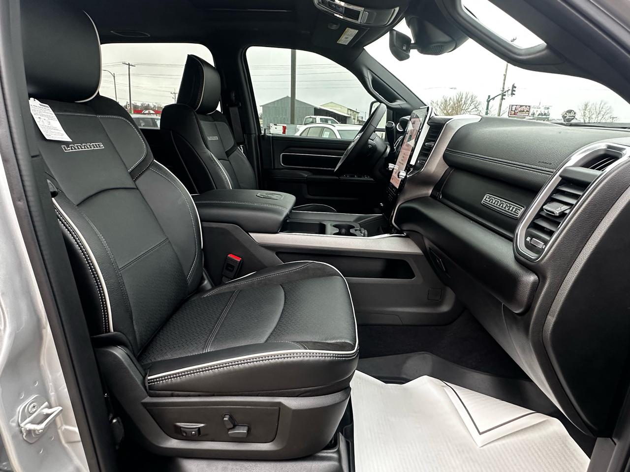 RAM 2500 Laramie Crew Cab SWB 4WD 2026