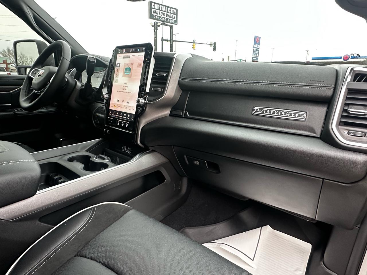 RAM 2500 Laramie Crew Cab SWB 4WD 2026