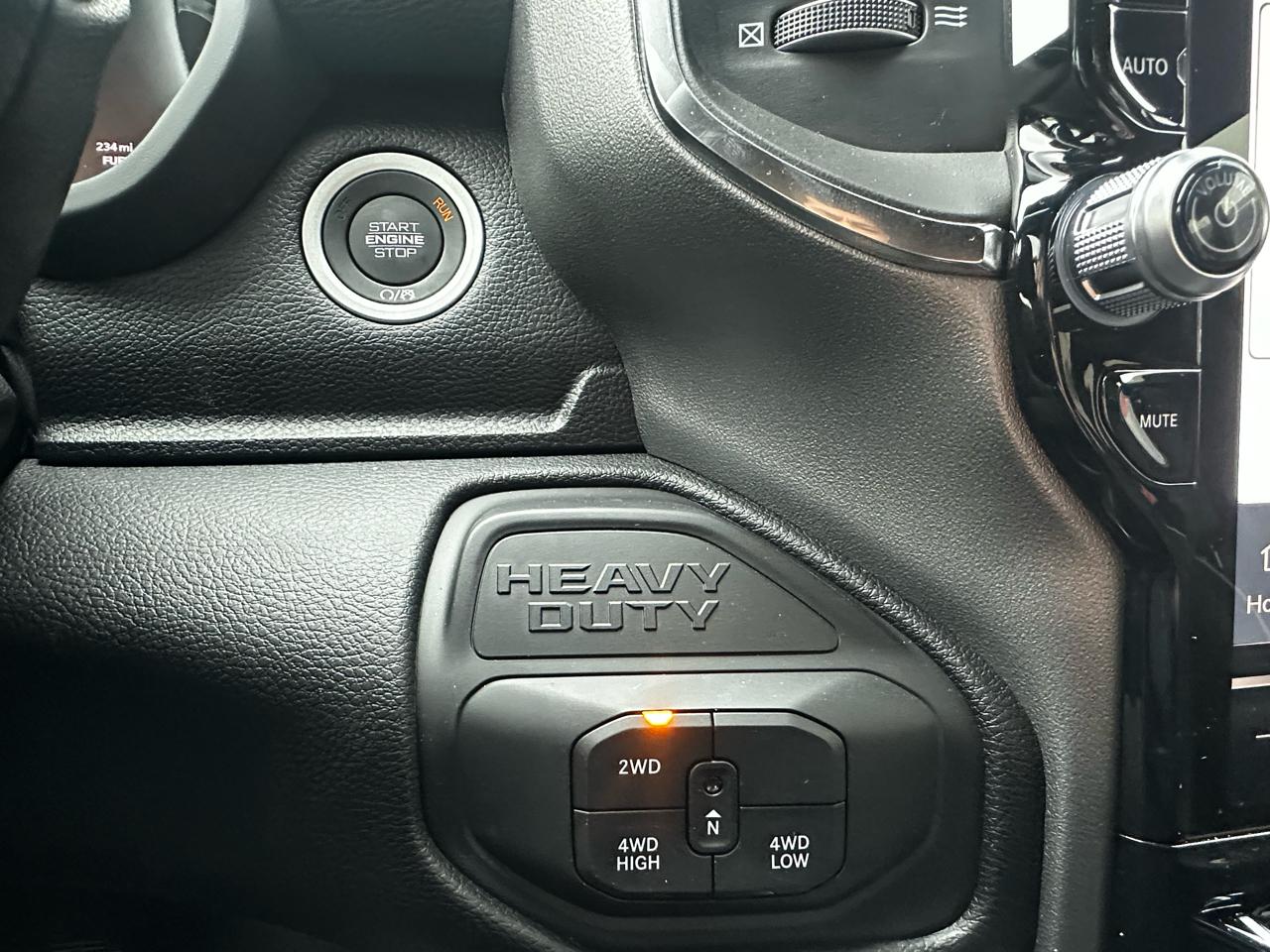 RAM 2500 Laramie Crew Cab SWB 4WD 2026