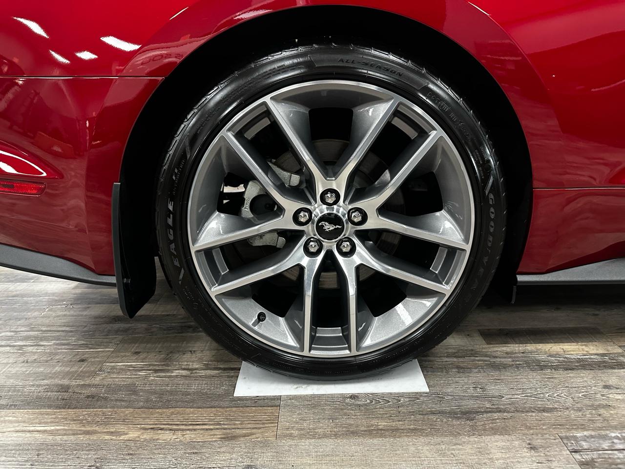 Ford Mustang GT Premium Coupe 2017