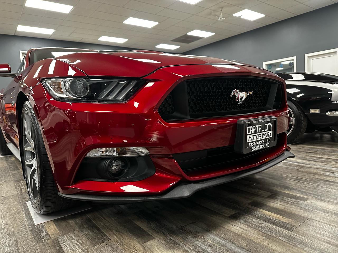 Ford Mustang GT Premium Coupe 2017