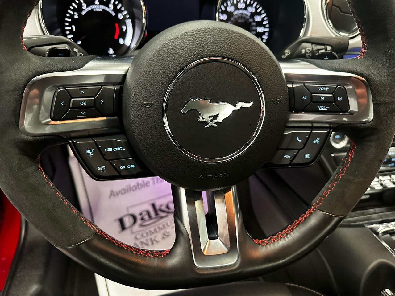 Ford Mustang GT Premium Coupe 2017