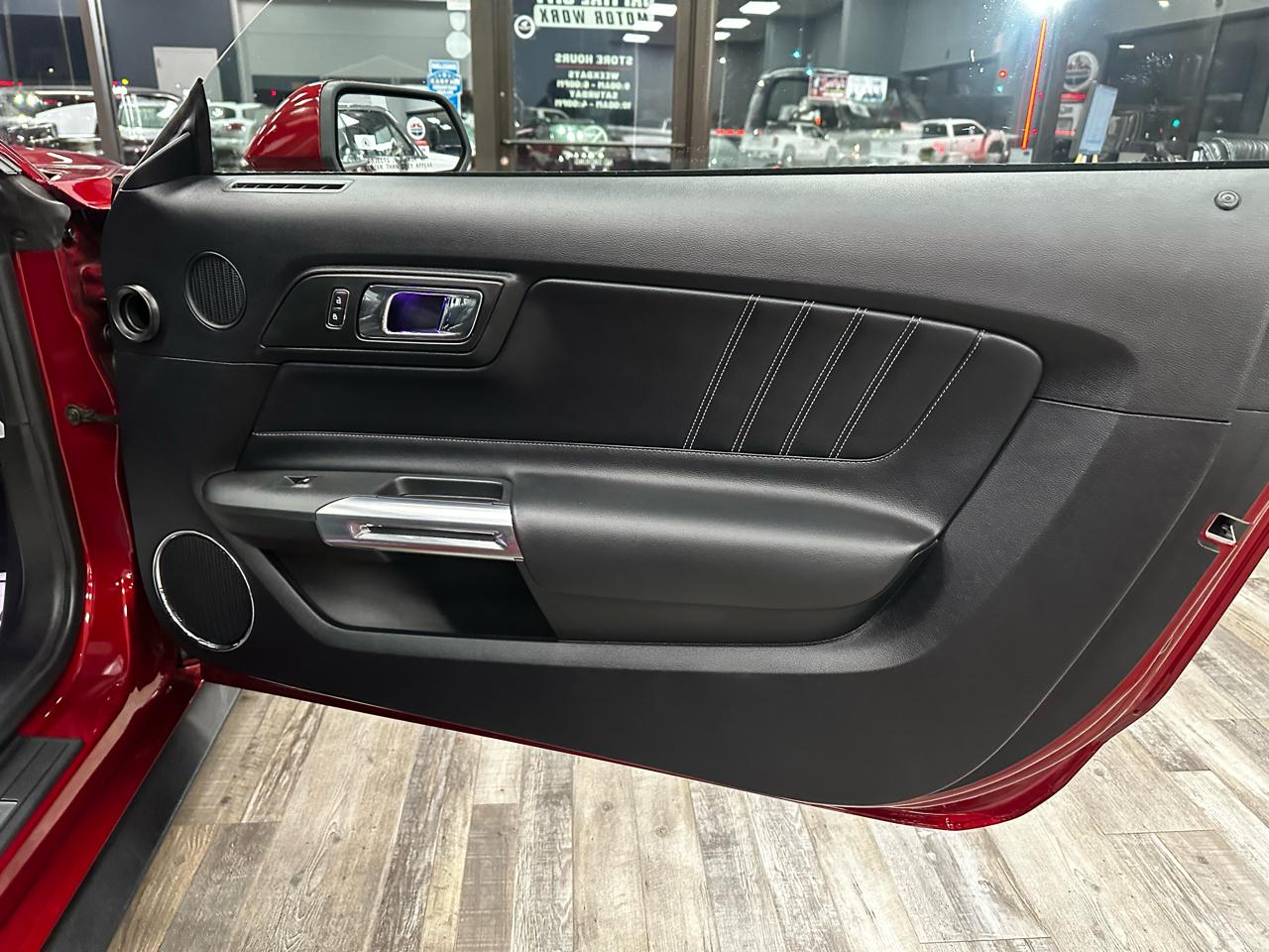 Ford Mustang GT Premium Coupe 2017