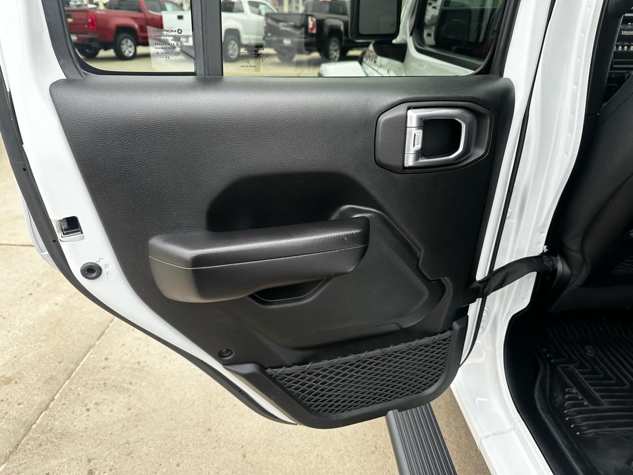 Jeep Gladiator Mojave 2021