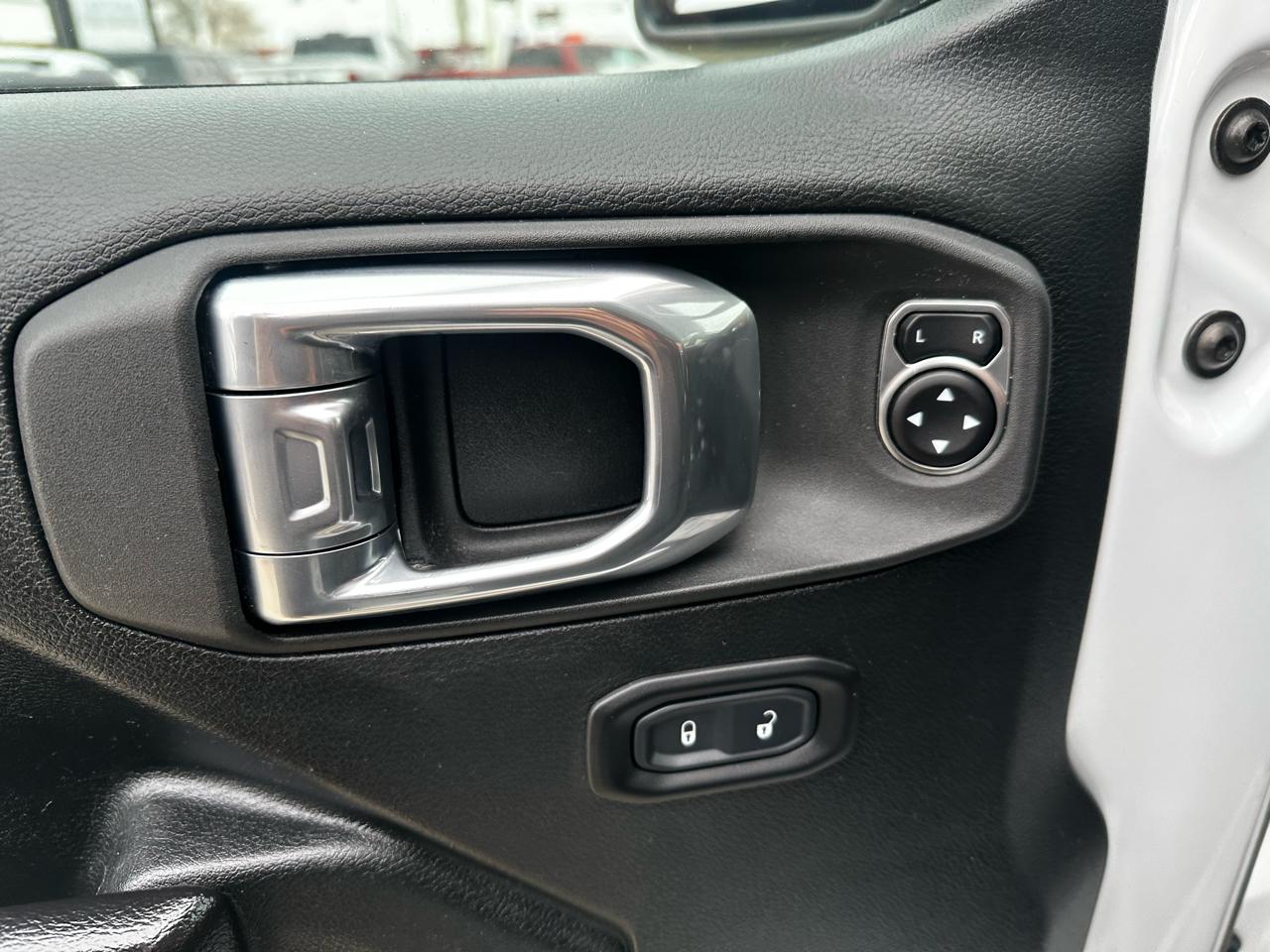 Jeep Gladiator Mojave 2021