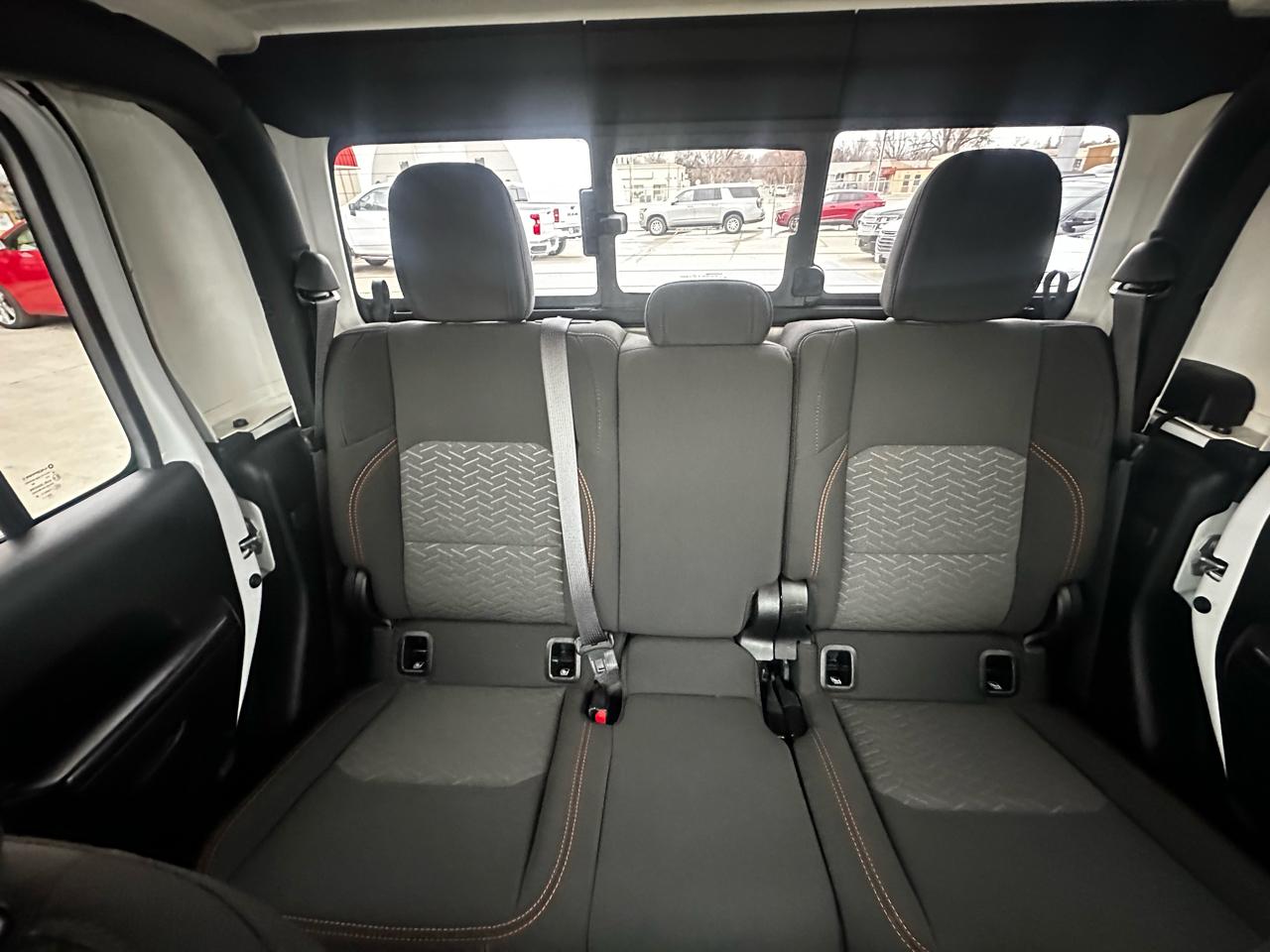 Jeep Gladiator Mojave 2021