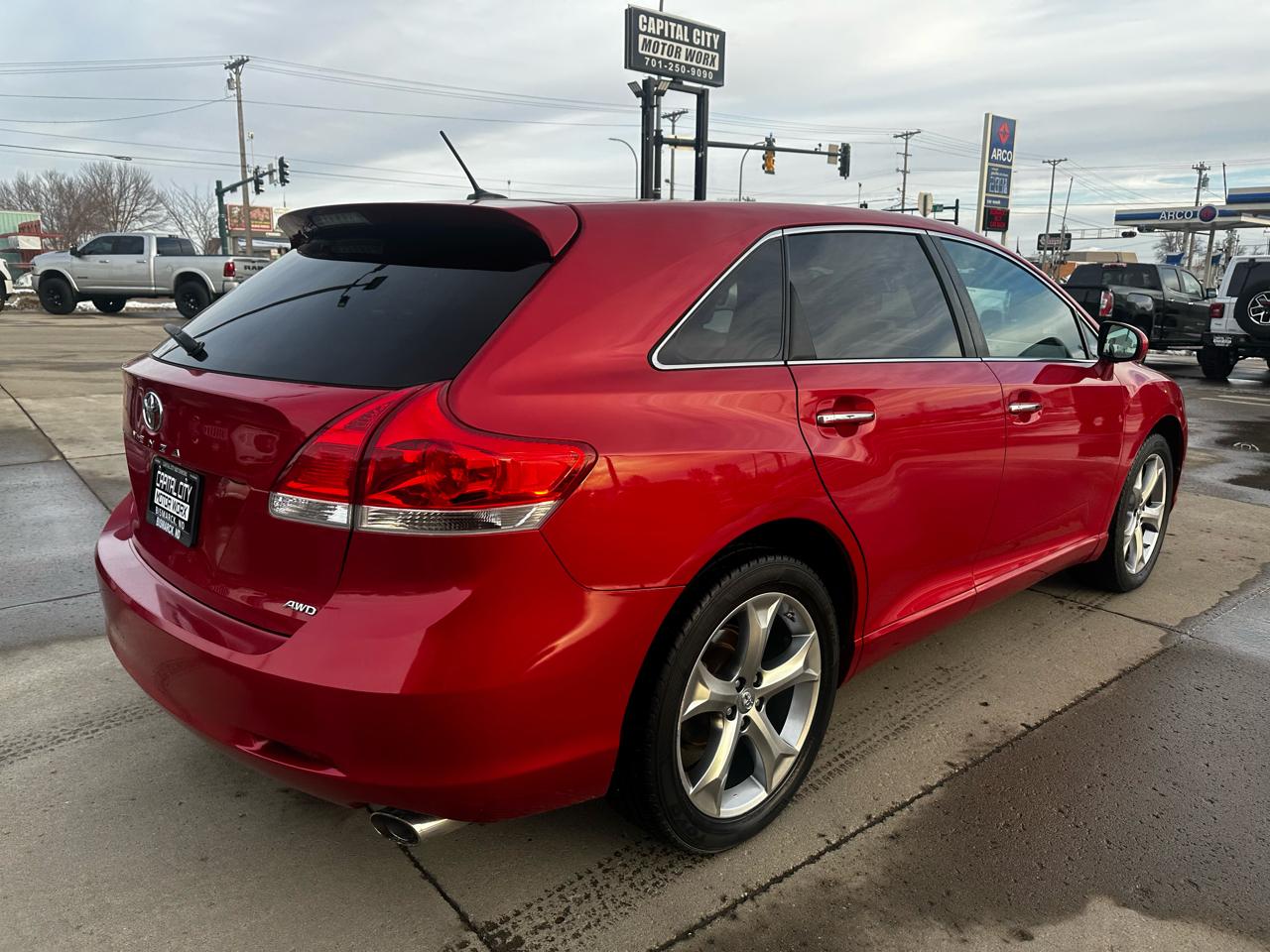 Toyota Venza AWD V6 2011