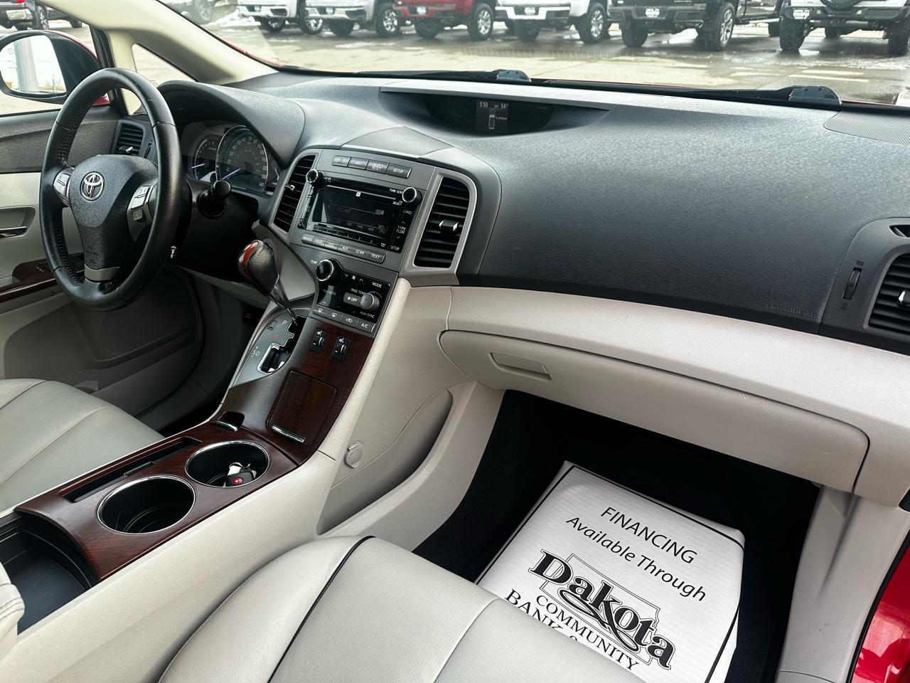 Toyota Venza AWD V6 2011