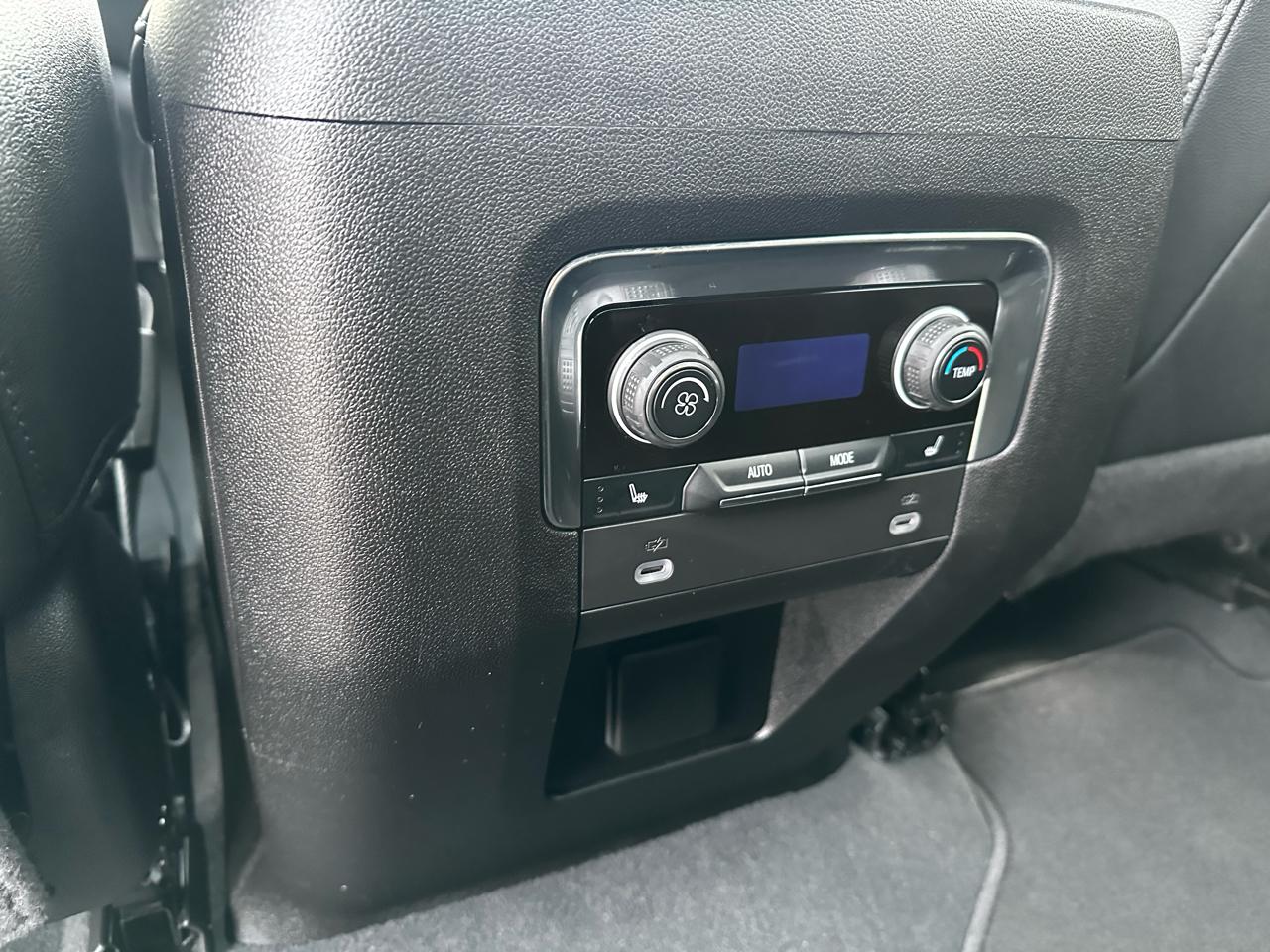 Chevrolet Tahoe  2024