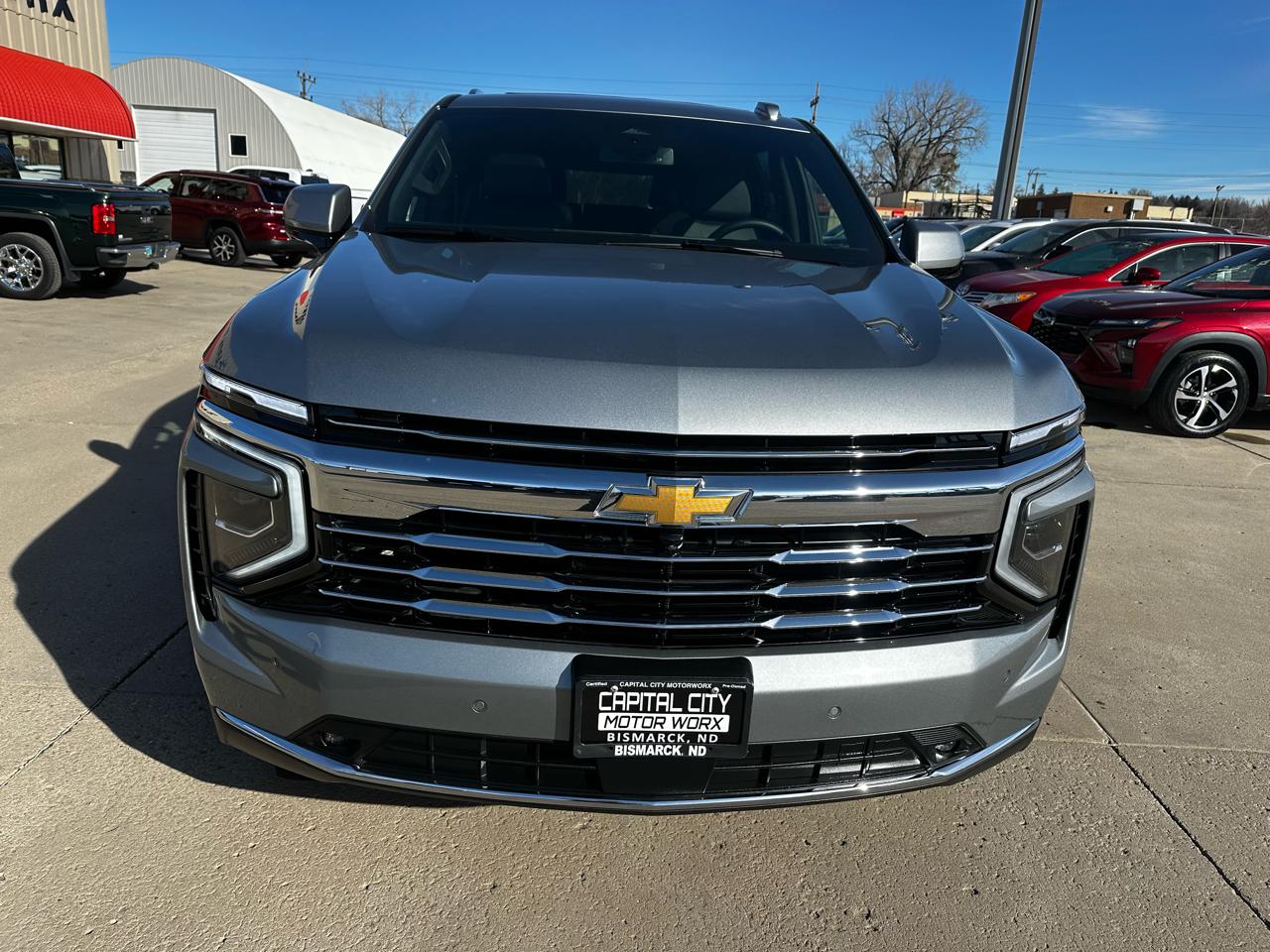 Chevrolet Suburban LT 4WD 2025