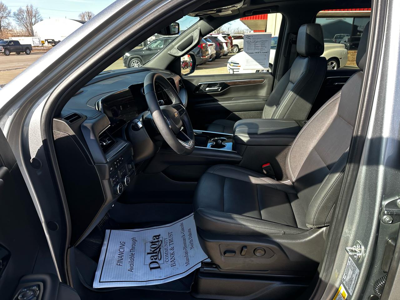 Chevrolet Suburban LT 4WD 2025